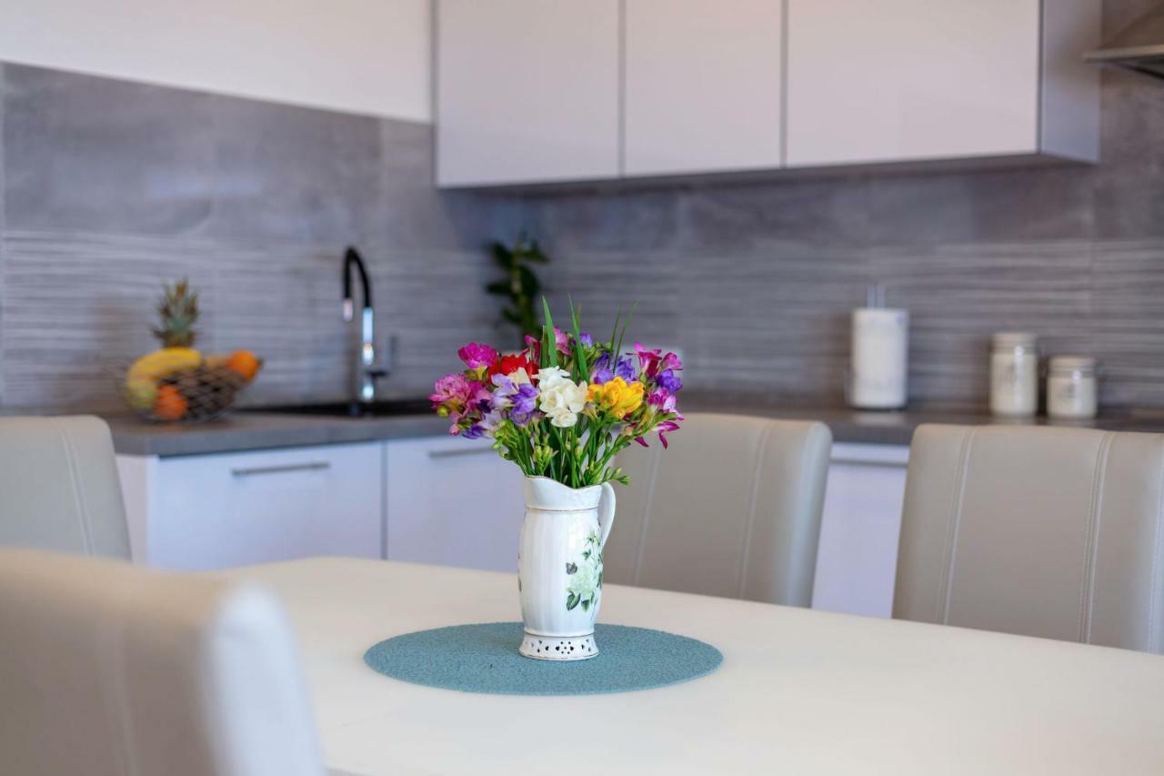 Luxury apartment Nora Podstrana Extérieur photo